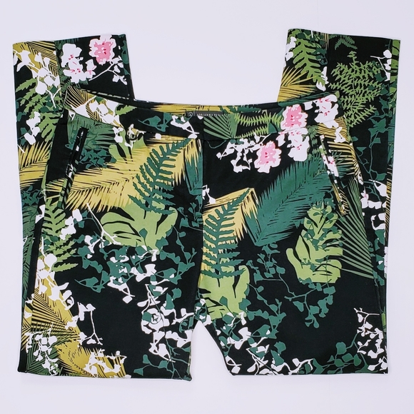 Adrianna Papell | Tropical Cropped Slim Pants 8 - Picture 4 of 8
